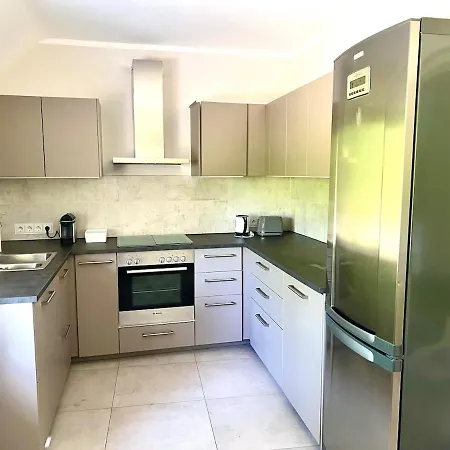 Schaefer, - Exklusive 2-zimmer-wohnung Zum Wohlfuehlen 78 Qm *