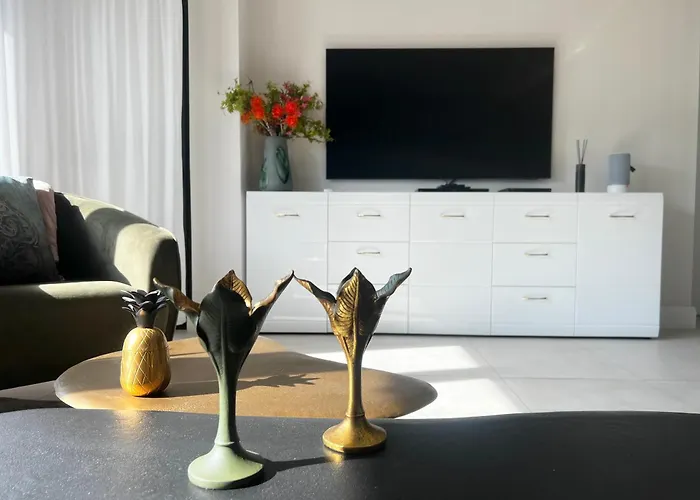 Schäfer, - Exklusive 2-zimmer-wohnung Zum Wohlfühlen 78 Qm Ratingen