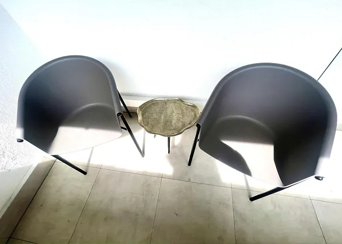 Schäfer, - Exklusive 2-zimmer-wohnung Zum Wohlfühlen 78 Qm